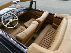 Imagen 15/24 de Mercedes-Benz 220 SE Cabriolet (1959)
