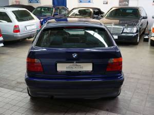 Imagen 13/31 de BMW 318ti Compact (1995)