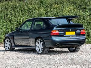 Immagine 4/22 di Ford Escort RS Cosworth (1993)