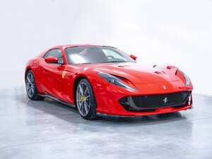 Afbeelding 38/46 van Ferrari 812 Competizione A (2022)