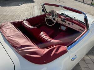 Image 7/28 of Mercedes-Benz 190 SL (1958)