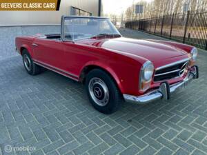 Image 5/17 de Mercedes-Benz 280 SL (1968)