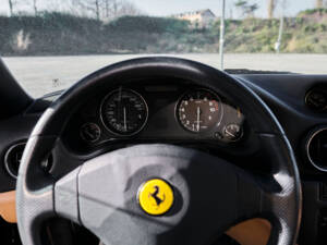 Image 38/72 of Ferrari 550 Maranello (2000)