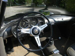 Bild 13/44 von Alfa Romeo 2000 Spider (1959)