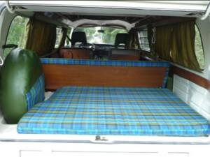 Image 4/100 of Volkswagen T2b Westfalia (1973)