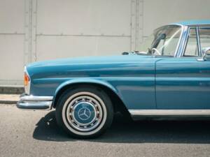 Image 12/54 of Mercedes-Benz 280 SE 3,5 (1968)