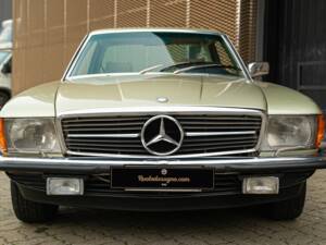 Image 3/50 of Mercedes-Benz 500 SEC (1984)