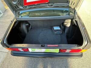 Image 5/10 of Mercedes-Benz 190 E 2.3-16 (1986)