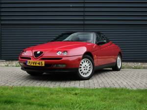 Afbeelding 2/7 van Alfa Romeo Spider 2.0 Twin Spark 16V (1996)