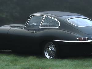 Immagine 12/50 di Jaguar E-Type 4.2 (1965)