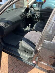 Image 3/4 of Volkswagen Golf IV 1.9 TDI (1999)