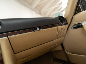 Image 20/40 of Mercedes-Benz 300 SL (1987)