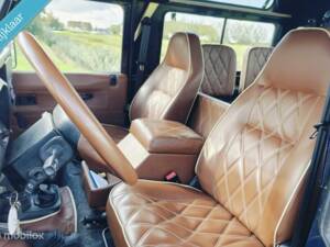 Image 16/39 de Land Rover Defender 90 (1997)