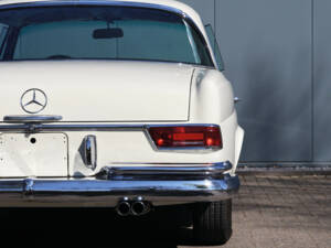 Immagine 28/45 di Mercedes-Benz 280 SE (1968)