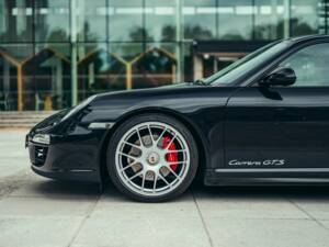 Immagine 13/50 di Porsche 911 Carrera GTS (2011)