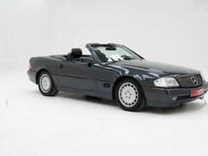 Image 3/15 of Mercedes-Benz 500 SL (1989)