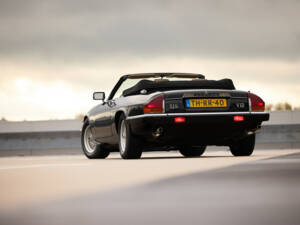 Immagine 29/37 di Jaguar XJ-S Convertible (1989)