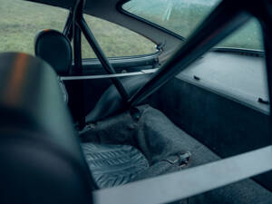 Image 53/63 of Porsche 911 R (1967)