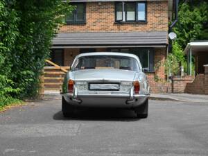 Image 25/50 of Jaguar XJ 6 4.2 (1971)