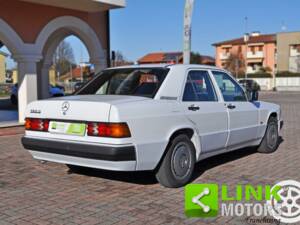 Bild 5/10 von Mercedes-Benz 190 D (1991)