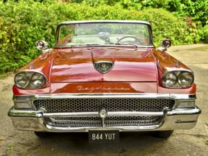 Imagen 10/50 de Ford Fairlane 500 Skyliner (1958)