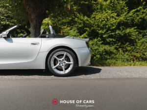 Image 21/42 of BMW Z4 3.0si (2006)