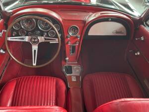 Image 17/49 of Chevrolet Corvette Sting Ray Convertible (1964)