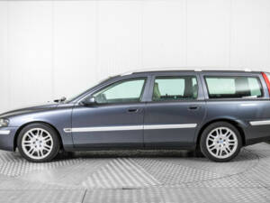 Bild 9/50 von Volvo V 70 2.5T (2003)