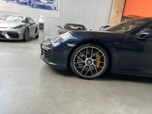 Bild 5/14 von Porsche 911 Turbo S (2018)