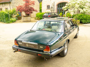 Afbeelding 14/100 van Jaguar XJ 12 (1991)