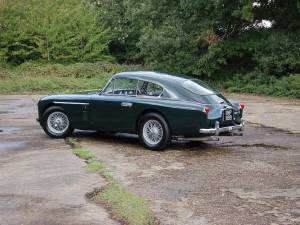 Image 8/14 of Aston Martin DB 2&#x2F;4 Mk II (1956)