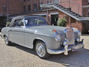 Bild 4/30 von Mercedes-Benz 220 SE Cabriolet (1959)