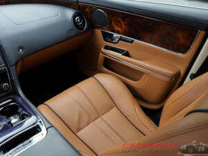 Afbeelding 36/47 van Jaguar XJ 5.0 (2010)