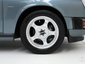 Immagine 10/15 di Porsche 911 Carrera 3.2 (1984)