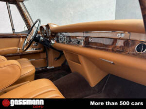 Image 13/15 of Mercedes-Benz 600 (1964)