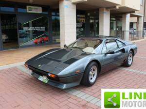 Image 5/10 de Ferrari 208 GTB Turbo (1984)