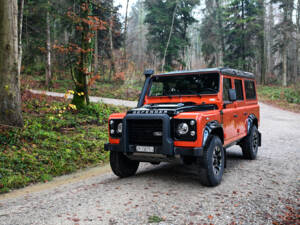 Image 24/39 of Land Rover Defender 110 (2015)