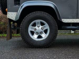 Bild 36/50 von Land Rover Defender 90 (2013)