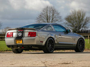 Image 4/38 of Ford Mustang Shelby GT 500 (2008)