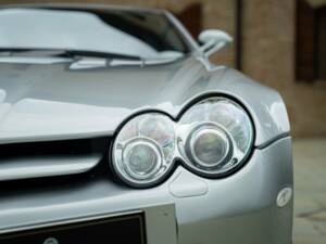 Immagine 42/50 di Mercedes-Benz SLR McLaren (2005)