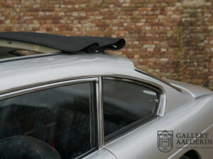 Image 8/50 of Ferrari 250 GT&#x2F;E (1964)