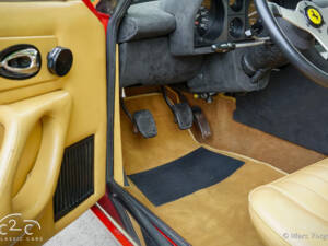 Image 7/80 of Ferrari 365 GTC&#x2F;4 (1972)