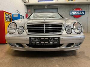 Imagen 3/20 de Mercedes-Benz CLK 230 Kompressor (2001)