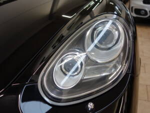 Immagine 11/38 di Porsche Cayman S Black Edition (2011)