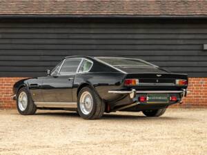 Bild 4/50 von Aston Martin V8 EFi (1987)