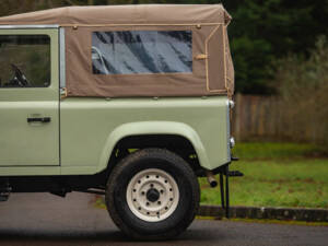 Bild 28/50 von Land Rover Defender 90 (1996)