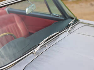 Image 35/50 of Aston Martin DB 5 (1964)