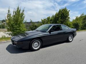 Image 10/37 of BMW 850i (1991)
