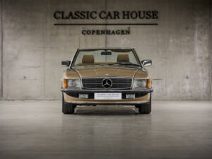 Image 8/99 of Mercedes-Benz 300 SL (1987)