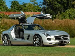 Image 12/50 of Mercedes-Benz SLS AMG (2014)